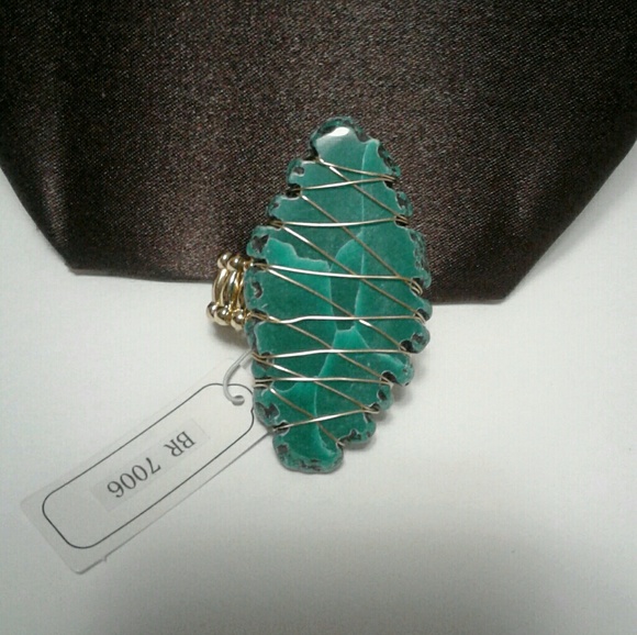 Gold Tone Jewelry Bundle - Picture 3 of 4